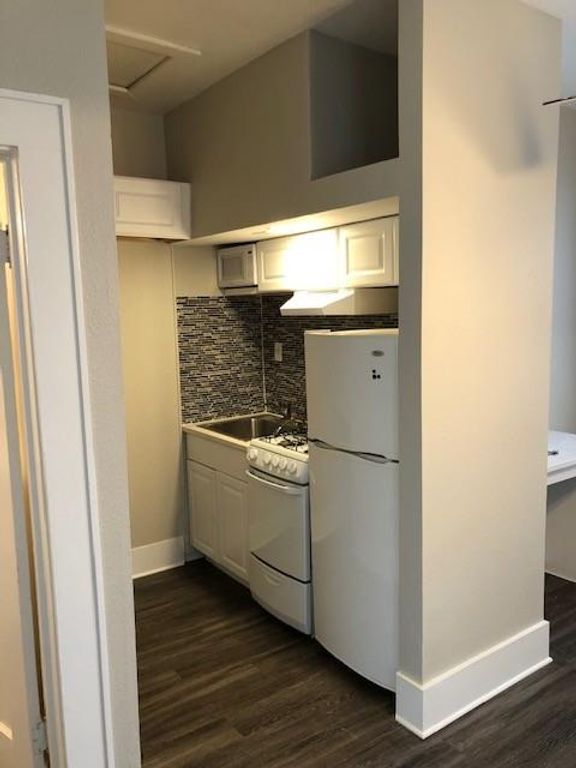 1902 Nueces ST E, Austin, TX 78705