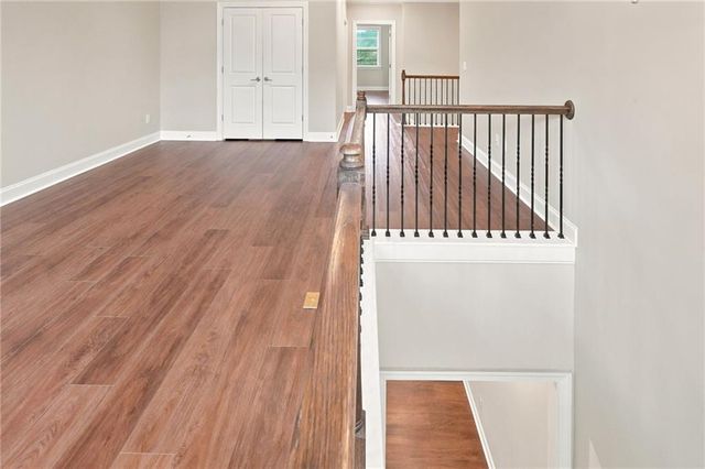 2070 Abbey Road, Roswell, GA 30076