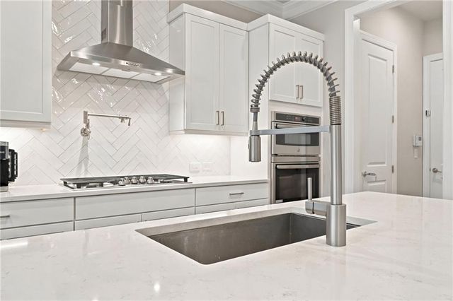 2070 Abbey Road, Roswell, GA 30076
