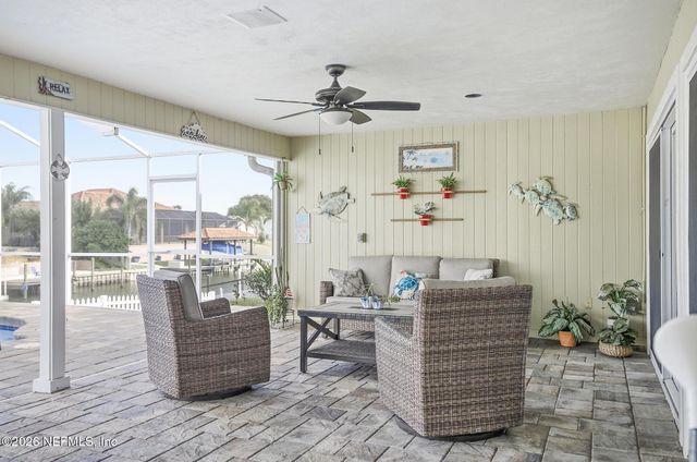 1 CLOVERDALE Court S, Palm Coast, FL 32137