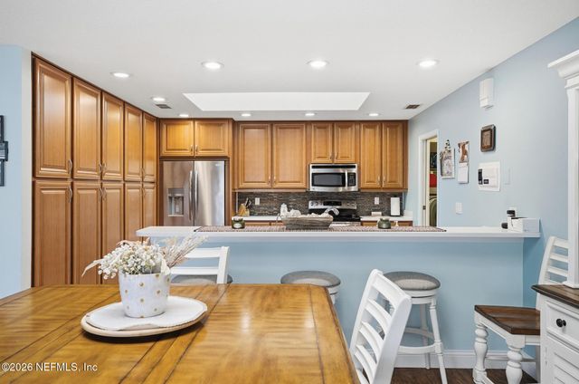 1 CLOVERDALE Court S, Palm Coast, FL 32137