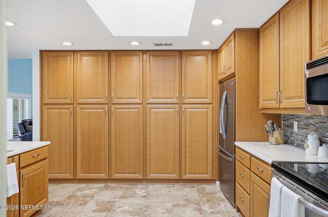 1 CLOVERDALE Court S, Palm Coast, FL 32137