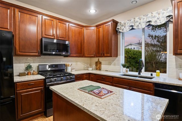 14027 SE 281st Street, Kent, WA 98042