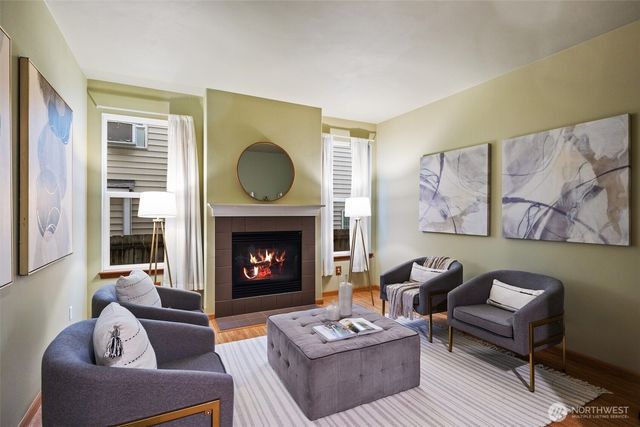 14027 SE 281st Street, Kent, WA 98042