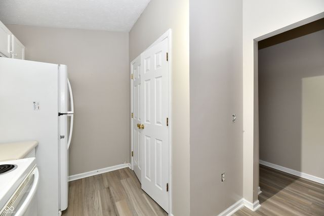 209 Faulkner Court 205, Carmel, IN 46032