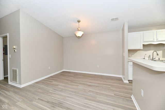 209 Faulkner Court 205, Carmel, IN 46032