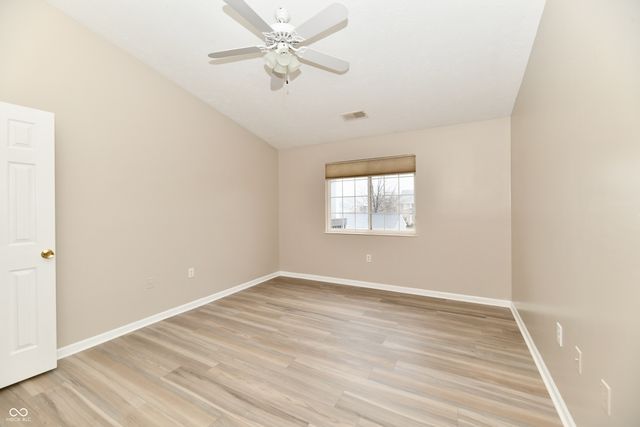 209 Faulkner Court 205, Carmel, IN 46032