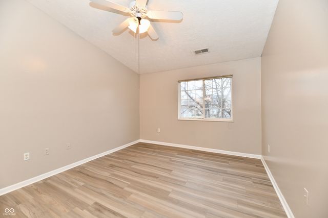 209 Faulkner Court 205, Carmel, IN 46032