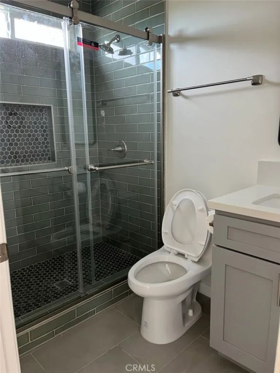 6546 Gazette, Winnetka, CA 91306