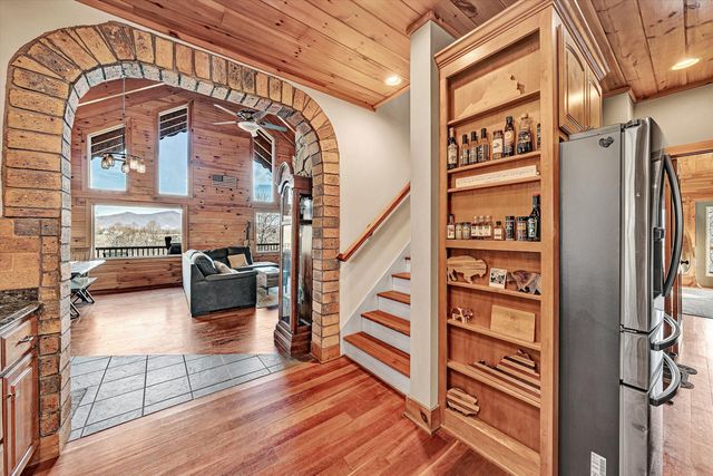 2972 Algoma RD, Boones Mill, VA 24065