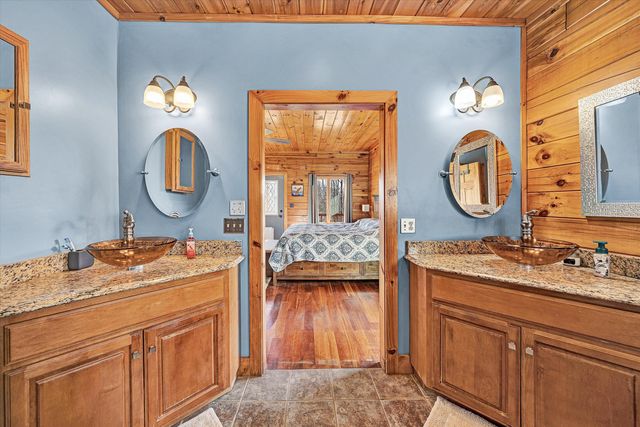 2972 Algoma RD, Boones Mill, VA 24065