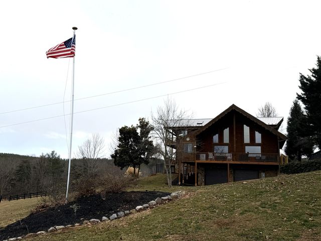 2972 Algoma RD, Boones Mill, VA 24065