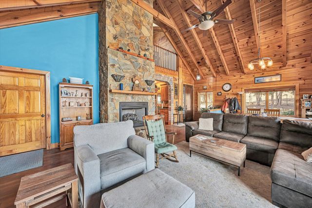 2972 Algoma RD, Boones Mill, VA 24065