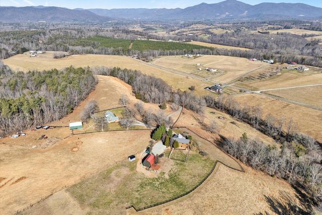 2972 Algoma RD, Boones Mill, VA 24065