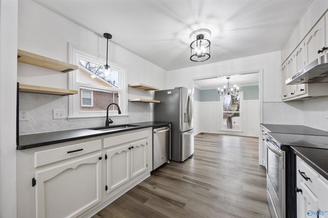 329 Pawnee Trail SE, Huntsville, AL 35803