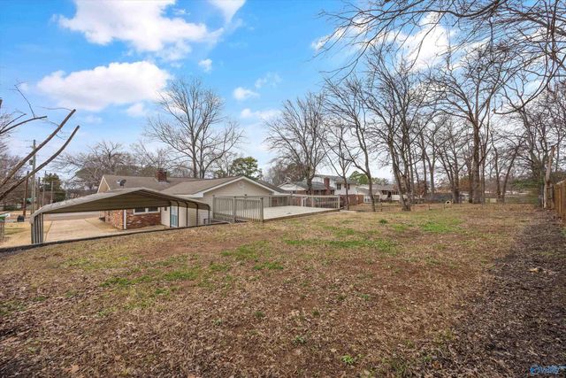 329 Pawnee Trail SE, Huntsville, AL 35803