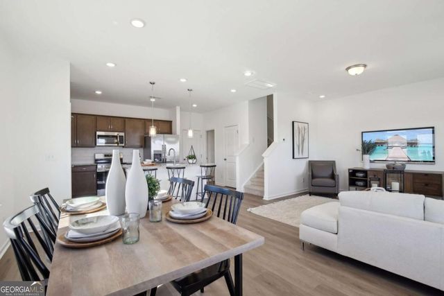 807 Nova Trail 12, Riverdale, GA 30274