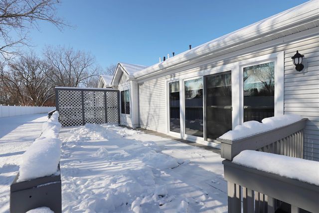 253 Aberdeen Court, Flushing, MI 48433