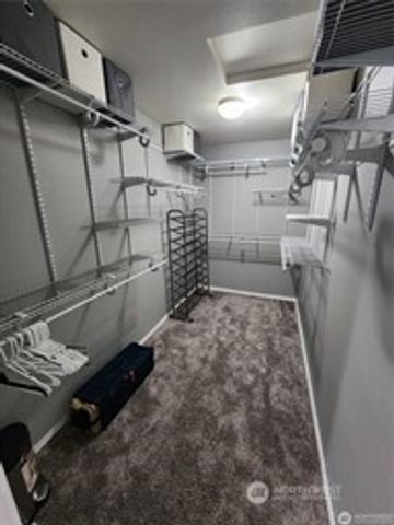 3021 70th Way SW, Tumwater, WA 98512