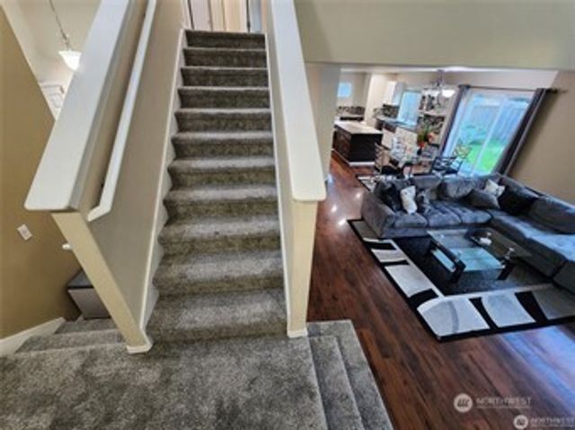 3021 70th Way SW, Tumwater, WA 98512