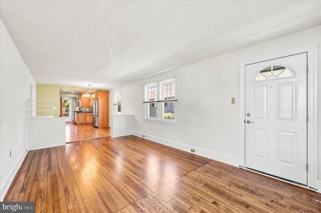 103 W FORRESTVIEW RD, Brookhaven, PA 19015