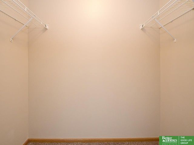 2108 Plymouth Rock Road, Bellevue, NE 68123