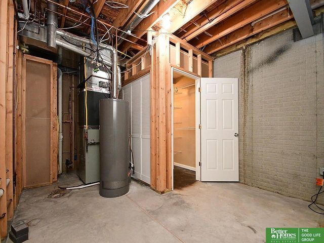 2108 Plymouth Rock Road, Bellevue, NE 68123