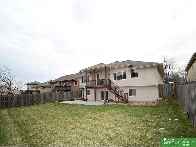 2108 Plymouth Rock Road, Bellevue, NE 68123