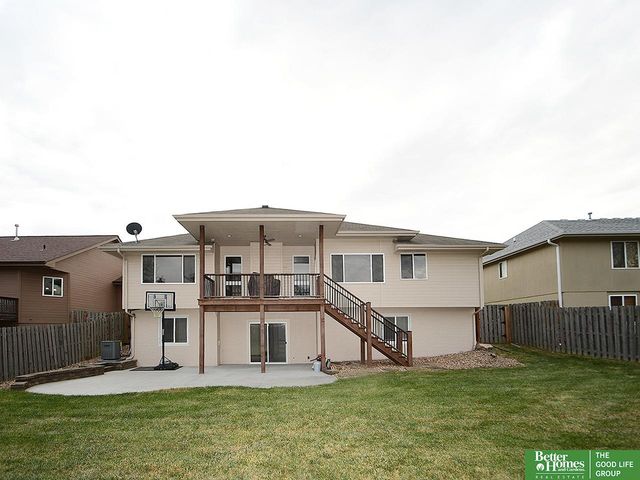 2108 Plymouth Rock Road, Bellevue, NE 68123