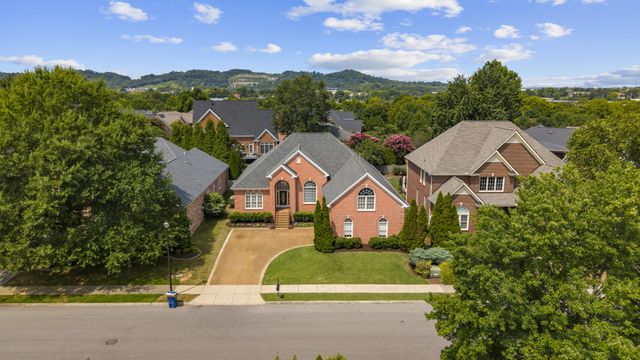 123 Gallagher Dr, Franklin, TN 37064