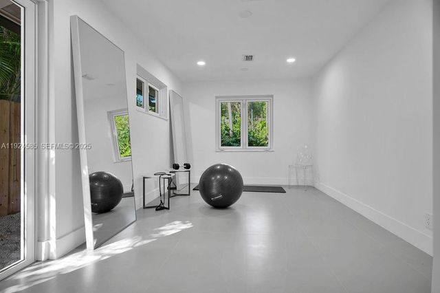 117 NE 20th St 0, Wilton Manors, FL 33305