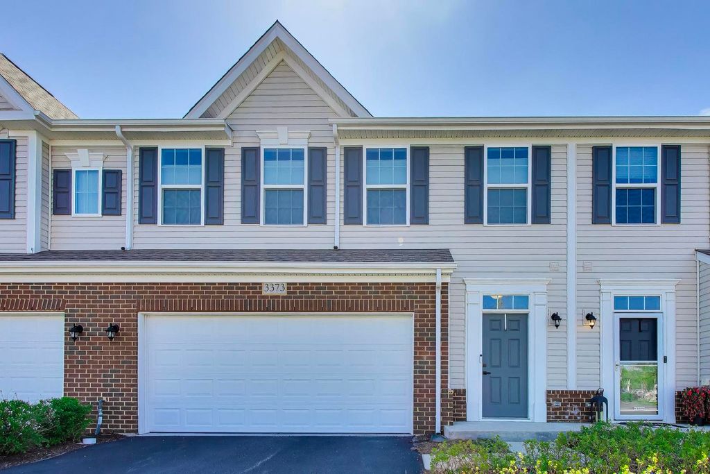 3373 Helene Rieder Drive, Montgomery, IL 60538
