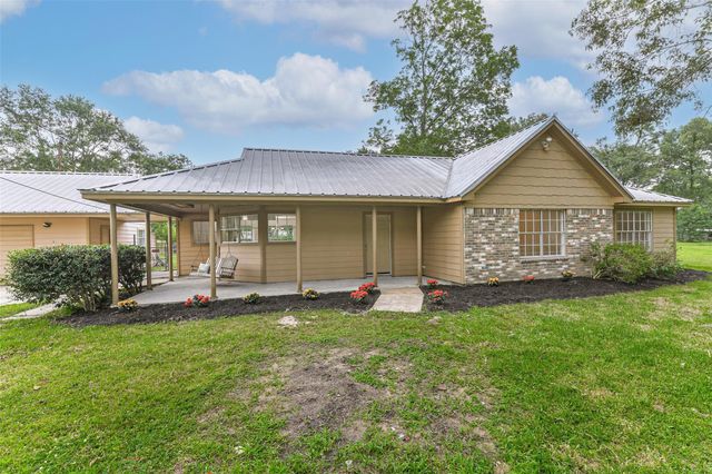 20731 Pin Oak Road, New Caney, TX 77357