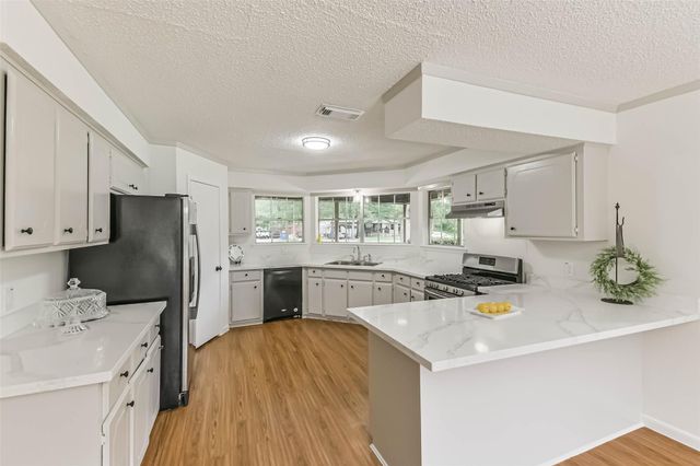 20731 Pin Oak Road, New Caney, TX 77357