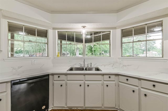 20731 Pin Oak Road, New Caney, TX 77357