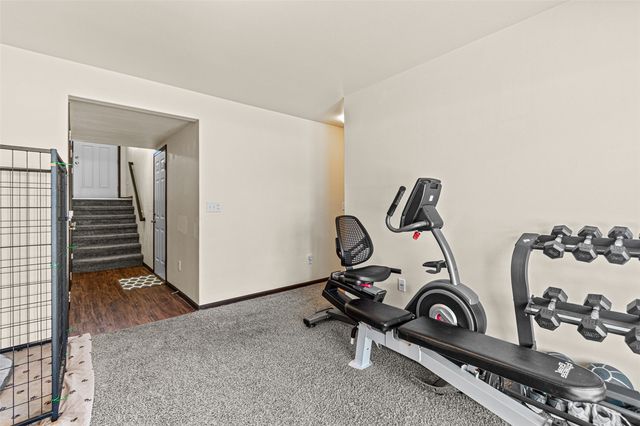 218 Prairie Rose Lane, Solon, IA 52333