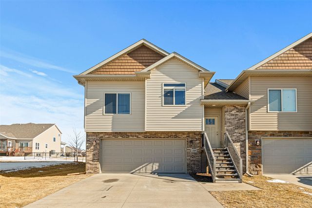 218 Prairie Rose Lane, Solon, IA 52333