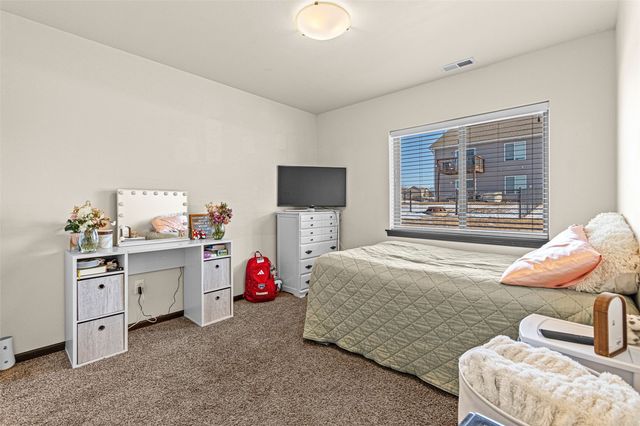 218 Prairie Rose Lane, Solon, IA 52333