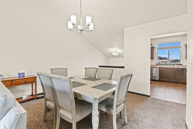 218 Prairie Rose Lane, Solon, IA 52333