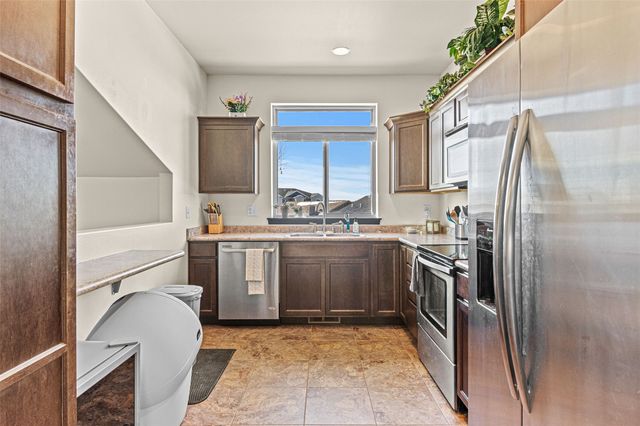 218 Prairie Rose Lane, Solon, IA 52333