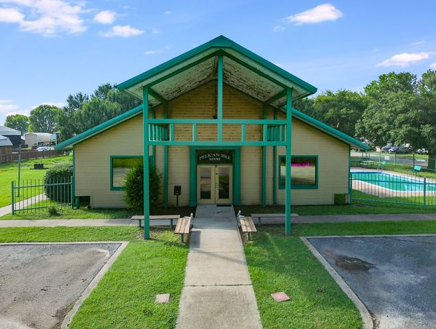 1045 Pelican Isle Drive, Kerens, TX 75144