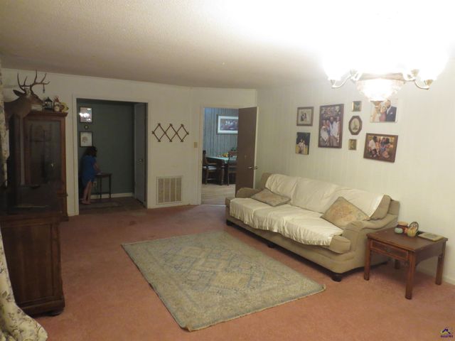 215 Hunt Road, Warner Robins, GA 31047