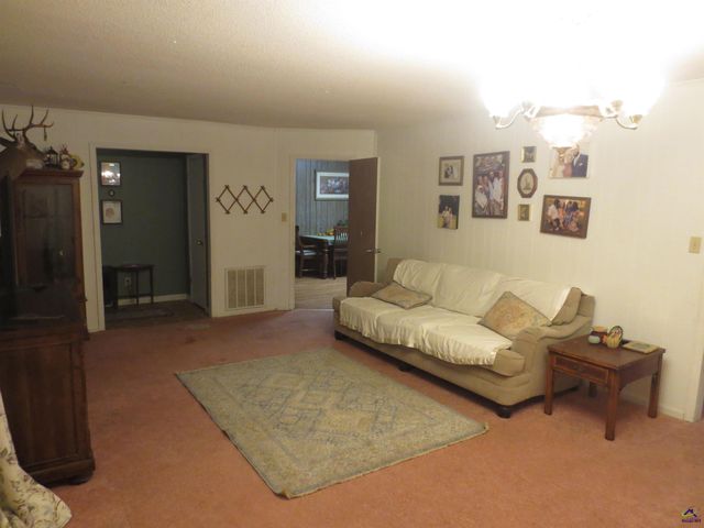 215 Hunt Road, Warner Robins, GA 31047