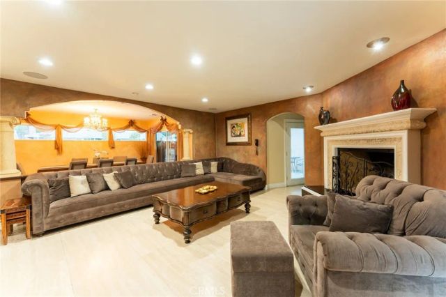 1315 Beaudry, Glendale, CA 91208