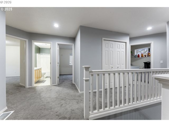 4382 Nw DIAMONDBACK Dr, Beaverton, OR 97006