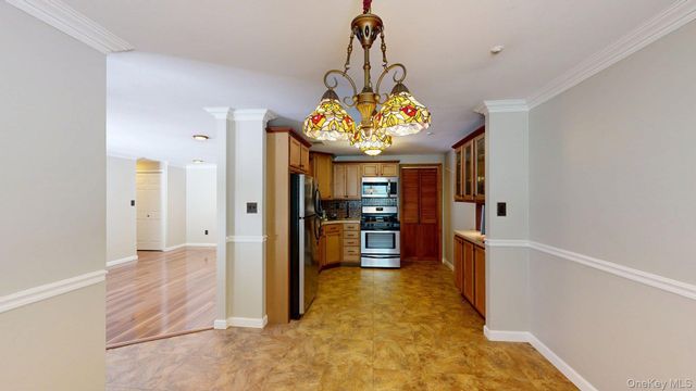 604 Blue Ridge Drive, Medford, NY 11763
