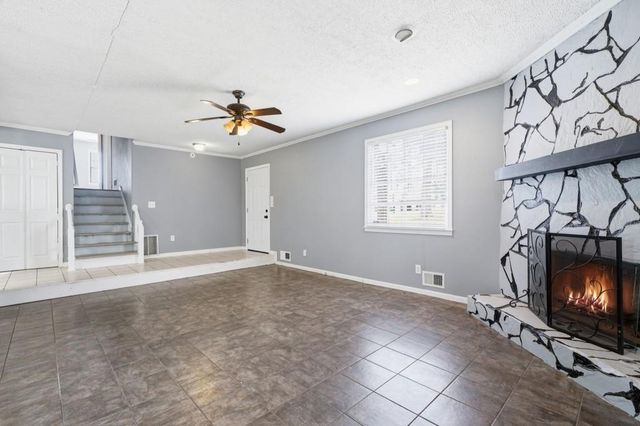 4002 Summer Place, Snellville, GA 30039