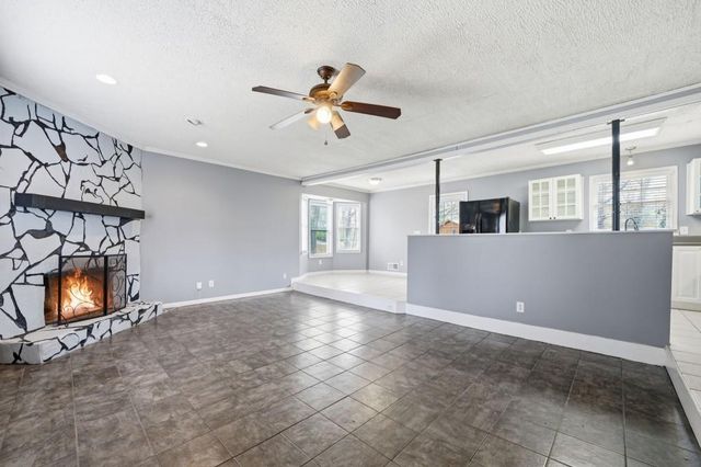 4002 Summer Place, Snellville, GA 30039