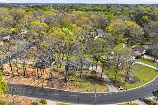 4002 Summer Place, Snellville, GA 30039