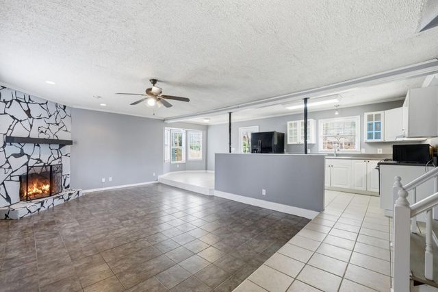 4002 Summer Place, Snellville, GA 30039